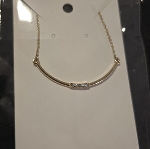 Elegant Gold Necklace with Crystal Accents